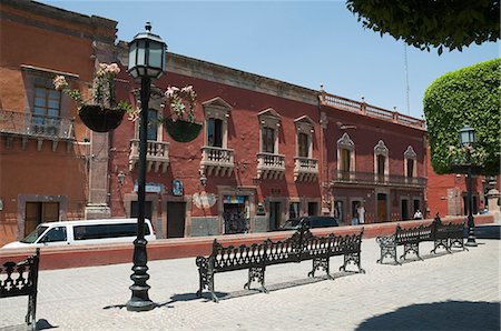 street lamps mexican - San Miguel de Allende (San Miguel), Guanajuato State, Mexico, North America Stock Photo - Premium Royalty-Free, Code: 6119-08266937