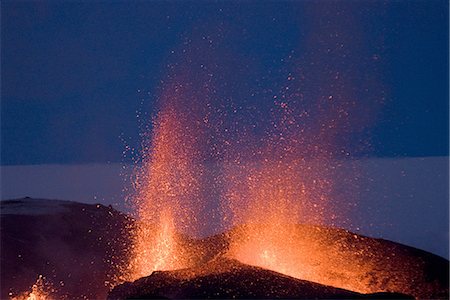 fire (things burning uncontrolled) - Fountaining lava from Eyjafjallajokull volcano, Iceland, Polar Regions Stock Photo - Premium Royalty-Free, Code: 6119-08267335