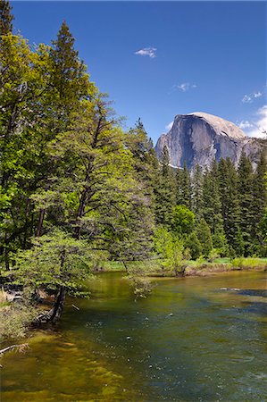 simsearch:6119-08267456,k - Half Dome granite monolith, Merced River, Yosemite Valley, Yosemite National Park, UNESCO World Heritage Site, Sierra Nevada, California, United States of America, North America Stock Photo - Premium Royalty-Free, Code: 6119-08267457