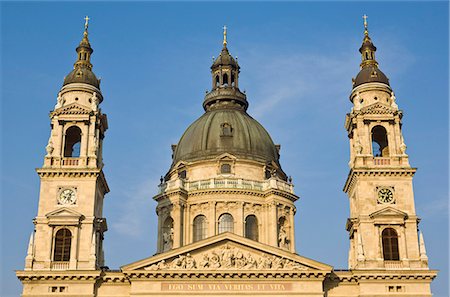 simsearch:6119-08267401,k - Dome of St. Stephen's basilica (Szent Istvan Bazilika), Budapest, Hungary, Europe Foto de stock - Sin royalties Premium, Código: 6119-08267406
