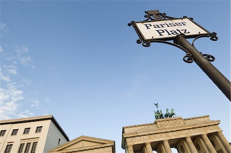 porta di brandeburgo - Pariser Platz,Brandenburg Gate,Berlin Fotografie stock - Premium Royalty-Free, Codice: 6119-08267545
