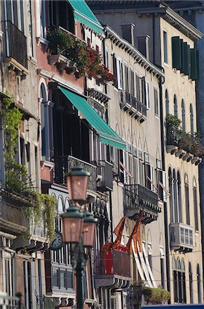 Windows on Grand Canal,Venice,Italy Stock Photo - Premium Royalty-Free, Code: 6119-08267565