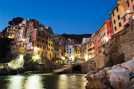 Clifftop village of Riomaggiore, Cinque Terre, UNESCO World Heritage Site, Liguria, Italy, Europe Stock Photo - Premium Royalty-Free, Code: 6119-08267985