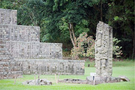 simsearch:6119-08269448,k - Stelae A dating from 731 AD depicting Rabbit 18, Copan Ruins, Mayan archaeological site, UNESCO World Heritage Site, Honduras, Central America Photographie de stock - Premium Libres de Droits, Code: 6119-08268119