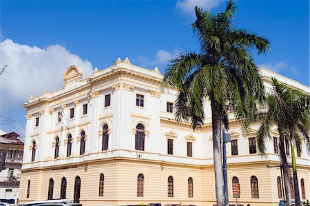 simsearch:6119-08268141,k - Ministry of Government and Justice building, historical old town, UNESCO World Heritage Site, Panama City, Panama, Central America Photographie de stock - Premium Libres de Droits, Code: 6119-08268139