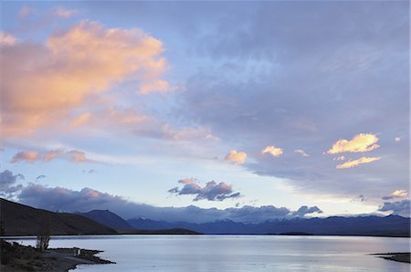 Sunrise, Lake Tekapo, Canterbury, South Island, New Zealand, Pacific Stock Photo - Premium Royalty-Free, Code: 6119-08268520