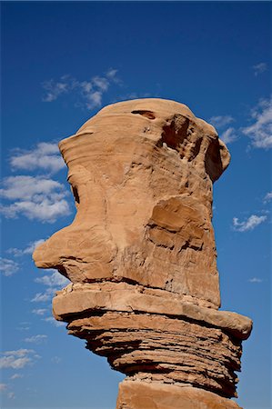Rock formation that looks like a head, Garfield County, Utah, United States of America, North America Photographie de stock - Premium Libres de Droits, Code: 6119-08268886