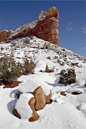 simsearch:6119-08268981,k - Fresh snow on red rock formations, Carson National Forest, New Mexico, United States of America, North America Stock Photo - Premium Royalty-Free, Code: 6119-08268807