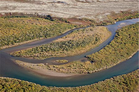 simsearch:6119-08269030,k - River through tundra in the fall, Katmai Peninsula, Alaska, United States of America, North America Photographie de stock - Premium Libres de Droits, Code: 6119-08269025