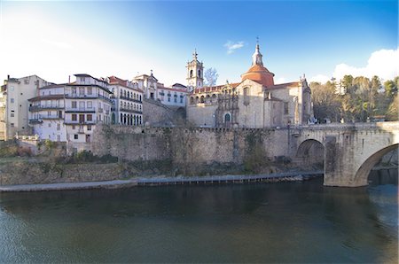 simsearch:6119-08268560,k - Old bridge leading to the town of Amarante, Portugal, Europe Stock Photo - Premium Royalty-Free, Code: 6119-08269578