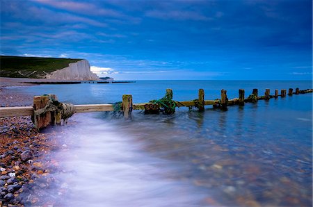 south downs england - Seven Sisters Cliffs from Cuckmere Haven Beach, South Downs, East Sussex, England, United Kingdom, Europe Foto de stock - Sin royalties Premium, Código: 6119-08269853