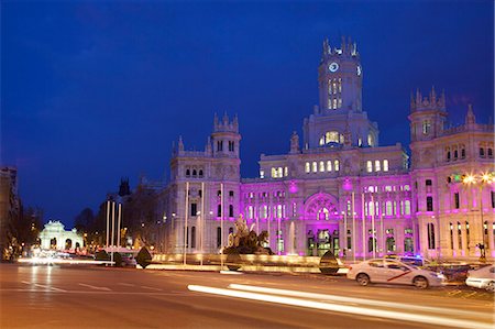 Main Post Office Building (Palacio de Communicaciones) illuminated in the evening, Plaza Cibeles, Madrid, Spain, Europe Stock Photo - Premium Royalty-Free, Code: 6119-08269941