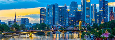 simsearch:6119-08278694,k - City skyline and River Main, Frankfurt am Main, Hesse, Germany, Europe Foto de stock - Sin royalties Premium, Código: 6119-08278697