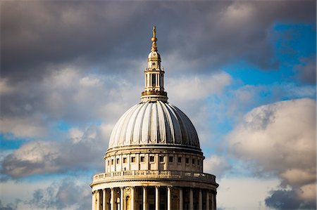 simsearch:6119-07845505,k - St. Pauls Cathedral, London, England, United Kingdom, Europe Foto de stock - Sin royalties Premium, Código: 6119-08278630