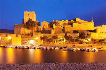 Chateau Royal and port, Collioure, Pyrenees-Orientales, Languedoc-Roussillon, France, Mediterranean, Europe Stock Photo - Premium Royalty-Free, Code: 6119-08351204