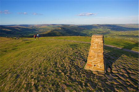 simsearch:841-09194469,k - View from Mam Tor Hollins Cross, Derbyshire, England, United Kingdom, Europe Stockbilder - Premium RF Lizenzfrei, Bildnummer: 6119-08518116