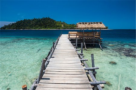 padang - Pier at Twin Beach, a tropical white sand beach near Padang in West Sumatra, Indonesia, Southeast Asia, Asia Foto de stock - Sin royalties Premium, Código: 6119-08641054