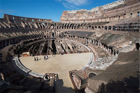 Remains of the Colosseum of Rome built around 70AD, allegedly the largest ever built, UNESCO World Heritage Site, Rome, Lazio, Italy, Europe Photographie de stock - Premium Libres de Droits, Code: 6119-08641183