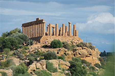 Temple of Juno, Valley of the Temples, Agrigento, UNESCO World Heritage Site, Sicily, Italy, Europe Stock Photo - Premium Royalty-Free, Code: 6119-08641185