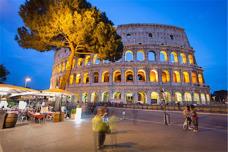 european street view - Colosseum, UNESCO World Heritage Site, Rome, Lazio, Italy, Europe Stock Photo - Premium Royalty-Free, Code: 6119-08658090