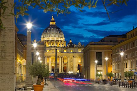 St. Peters and Piazza San Pietro at dusk, Vatican City, UNESCO World Heritage Site, Rome, Lazio, Italy, Europe Stock Photo - Premium Royalty-Free, Code: 6119-08658099