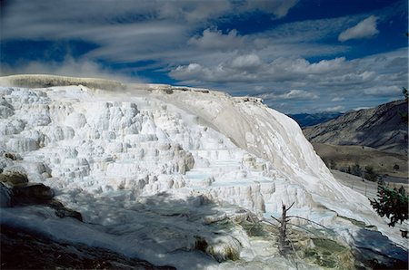 simsearch:841-03058704,k - Crystal Spring, Mammoth Hot Spring, Yellowstone National Park, UNESCO World Heritage Site, Wyoming, United States of America (U.S.A.), North America Photographie de stock - Premium Libres de Droits, Code: 6119-08740227