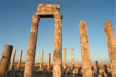simsearch:841-03056632,k - Archaelogical site, Apamea (Qalat at al-Mudiq), Syria, Middle East Photographie de stock - Premium Libres de Droits, Code: 6119-08740446