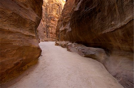 The Siq, Petra, Jordan, Middle East Foto de stock - Sin royalties Premium, Código: 6119-08740465