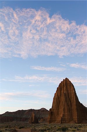 Sunrise at the Temple of the Sun and smaller Temple of the Moon in Cathedral Valley, Capitol Reef National Park, Utah, United States of America, North America Photographie de stock - Premium Libres de Droits, Code: 6119-08740430