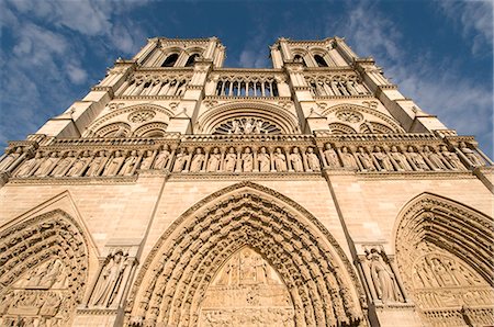 simsearch:862-06541486,k - Notre Dame Cathedral, Ile de la Cite, Paris, France, Europe Photographie de stock - Premium Libres de Droits, Code: 6119-08740593