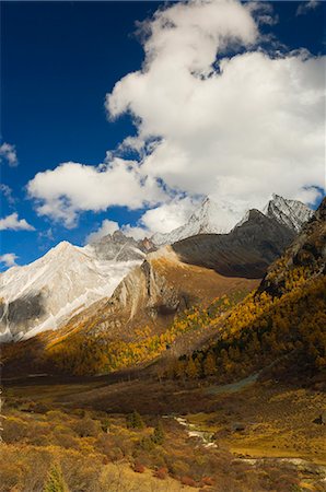 Xiaruoduojio mountain, Yading Nature Reserve, Sichuan Province, China, Asia Photographie de stock - Premium Libres de Droits, Code: 6119-08740956