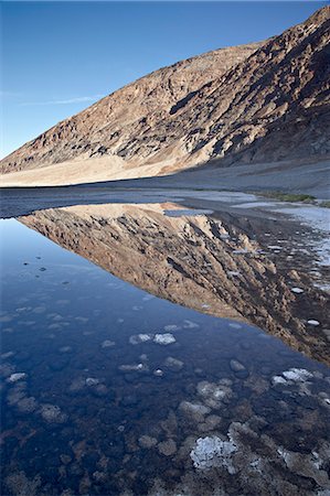 Pool of water at Badwater, Death Valley National Park, California, United States of America, North America Photographie de stock - Premium Libres de Droits, Code: 6119-08741361