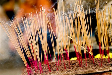 penang people - Incense sticks, Chinese moon festival, Georgetown, Penang, Malaysia, Southeast Asia, Asia Stock Photo - Premium Royalty-Free, Code: 6119-08741648