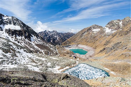 simsearch:6119-08797342,k - View of Lago Rotondo during thaw and Lake Baitone, Val Malga, Adamello Regional Park, Province of Brescia, Lombardy, Italy, Europe Foto de stock - Sin royalties Premium, Código: 6119-08797161