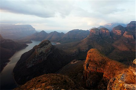 The Three Rondavels Lookout, Blyde River Canyon Nature Reserve, Mpumalanga, South Africa, Africa Stock Photo - Premium Royalty-Free, Code: 6119-08797468