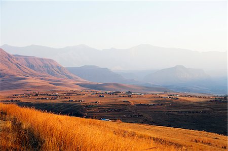 Cathedral Peak Nature Reserve, Drakensburg, Kwazulu-Natal, South Africa, Africa Stock Photo - Premium Royalty-Free, Code: 6119-08797486