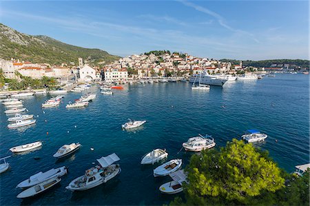 simsearch:841-08059403,k - View of Harbour, Hvar Island, Dalmatia, Croatia, Europe Photographie de stock - Premium Libres de Droits, Code: 6119-08797503