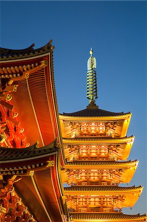 simsearch:6119-09238420,k - The Five Storey Pagoda at Sensi-ji Temple at night, Tokyo, Japan, Asia Stock Photo - Premium Royalty-Free, Code: 6119-08703746