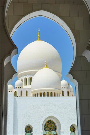 simsearch:6119-09074878,k - Sheikh Zayed Grand Mosque, Abu Dhabi, United Arab Emirates, Middle East Photographie de stock - Premium Libres de Droits, Code: 6119-08725012