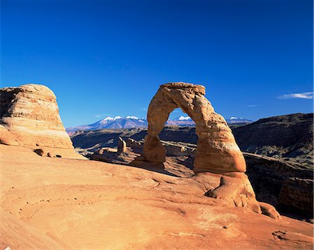 delicate arch - Delicate Arch, Arches National Park, Moab, Utah, United States of America, North America Foto de stock - Royalty Free Premium, Número: 6119-08739987