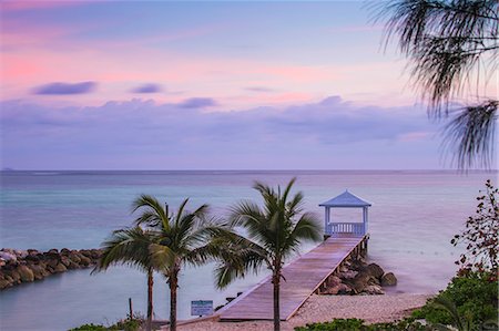 Pier on Providence Island, Bahamas, West Indies, Caribbean, Central America Stock Photo - Premium Royalty-Free, Code: 6119-09053928