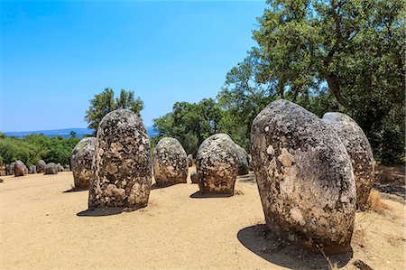 evora - The Cromlech of the Almendres megalithic stone circle near Evora, Alentejo, Portugal, Europe Stock Photo - Premium Royalty-Free, Code: 6119-09054017