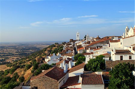 View of the medieval fortified village of Monsaraz, Alentejo, Portugal, Europe Fotografie stock - Premium Royalty-Free, Codice: 6119-09054026