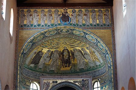 Ciborium from the 12th century in front of an apse mosaic from the 6th century, Euphrasian Basilica, UNESCO World Heritage Site, Porec, Istra Peninsula, Croatia, Europe Photographie de stock - Premium Libres de Droits, Code: 6119-09054262