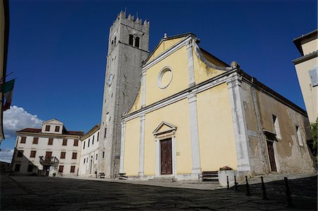 Hill village of Motovun, Istra Peninsula, Croatia, Europe Photographie de stock - Premium Libres de Droits, Code: 6119-09054265