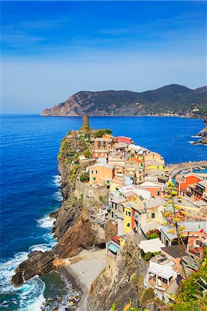 The colorful sea village of Vernazza, Cinque Terre, UNESCO World Heritage Site, Liguria, Italy, Europe Stock Photo - Premium Royalty-Free, Code: 6119-09054297