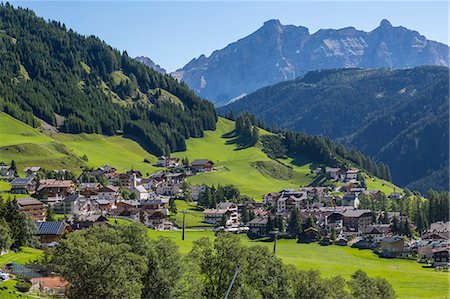 Morning view of Colfosco (Calfosch) and surrounding mountains, Belluno Province, Trento, Dolomites, Italy, Europe Stock Photo - Premium Royalty-Free, Code: 6119-09054392