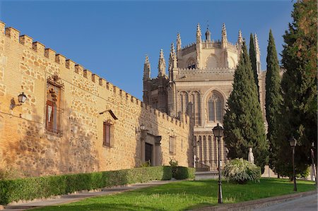 simsearch:6119-07845487,k - The wall of Palacio de la Cava, San Juan de los Reyes Monastery, Toledo, Castilla-La Mancha, Spain, Europe Stock Photo - Premium Royalty-Free, Code: 6119-09061984