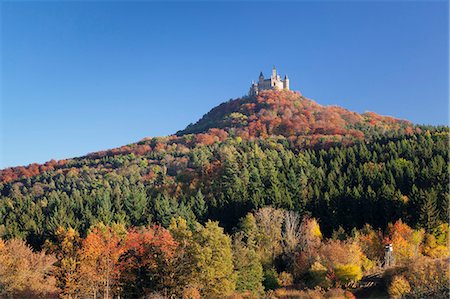 simsearch:6119-07651882,k - Hohenzollern Castle in autumn, Swabian Alps, Baden-Wurttemberg, Germany, Europe Stockbilder - Premium RF Lizenzfrei, Bildnummer: 6119-09073892