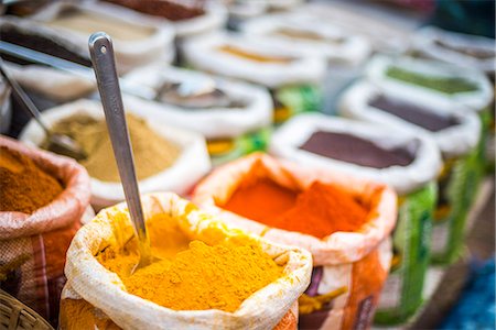 supermarket outside - Spices for sale in Mapusa Spice Market, Goa, India, Asia Stock Photo - Premium Royalty-Free, Code: 6119-09073808